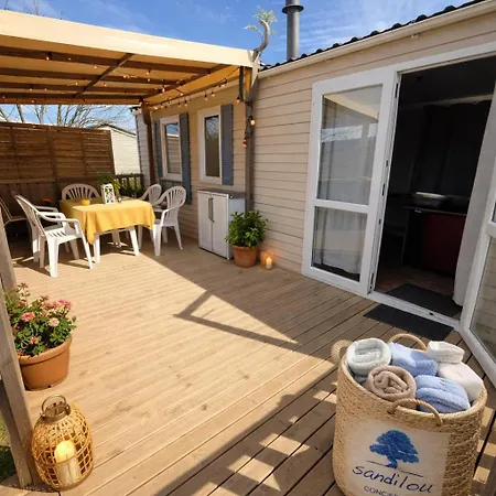 Mobilhome Brise Marine Avec Piscine Пор-ла-Нувель